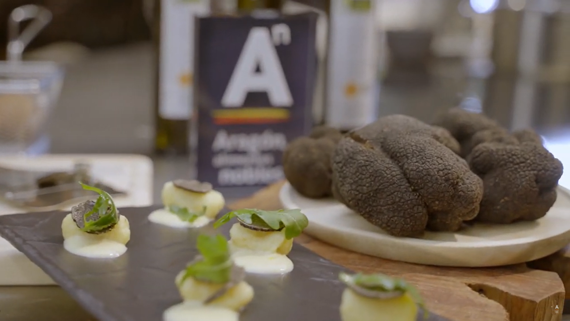 Potato gnocchi with creamy cheese and truffle from Aragon